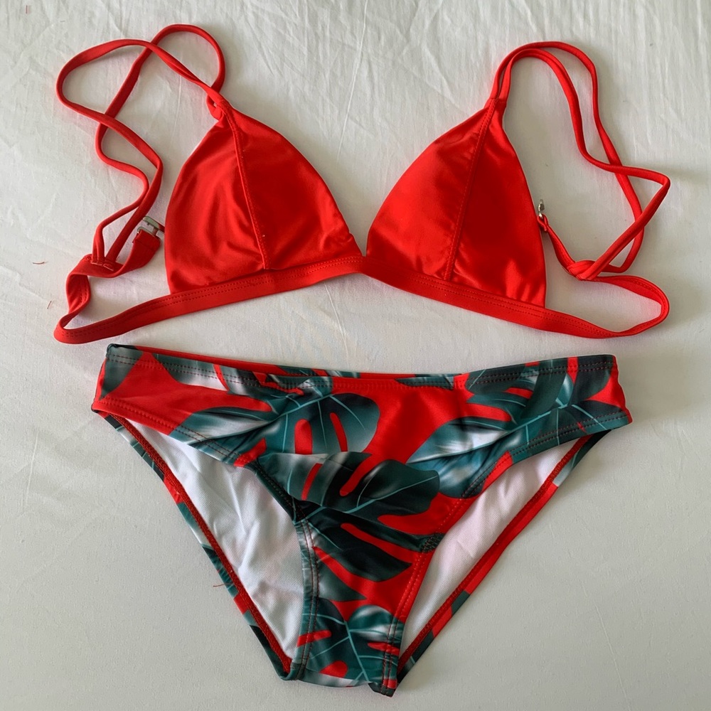 Bathing suit